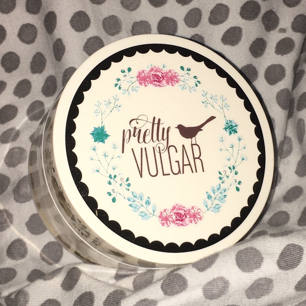 Pretty Vulgar Setting Powder